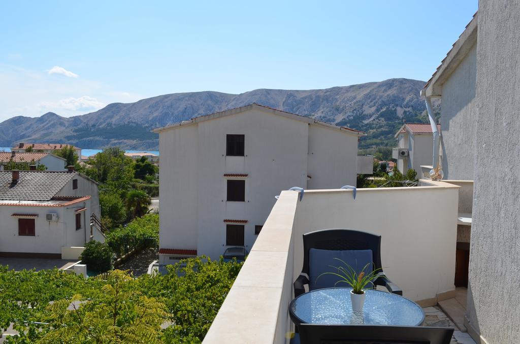 Apartments Sersic Baska Ruang foto