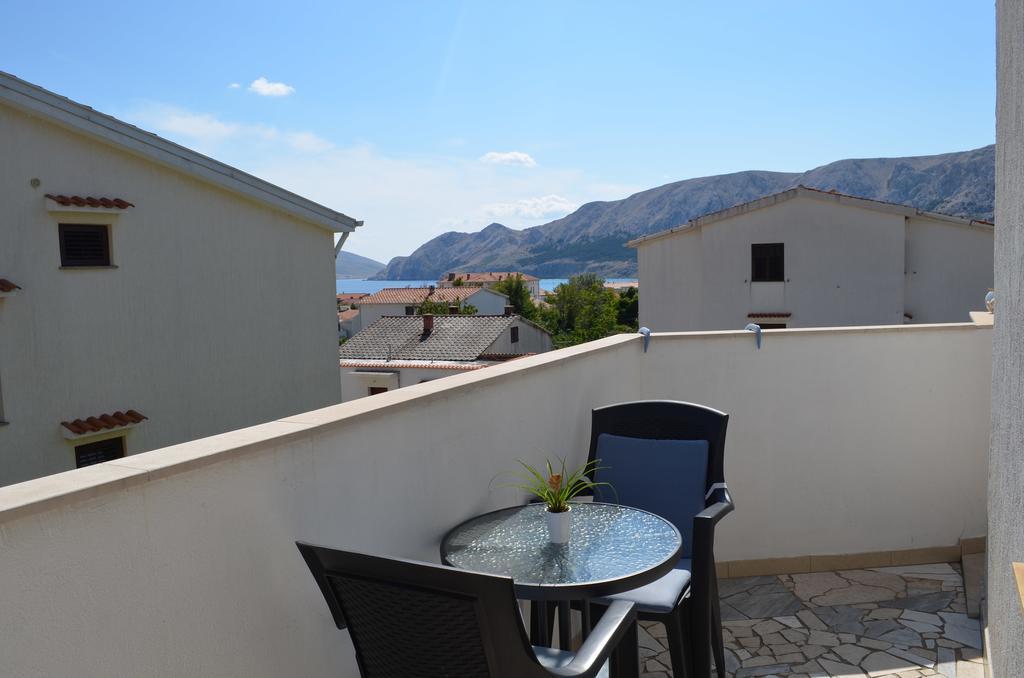 Apartments Sersic Baska Ruang foto